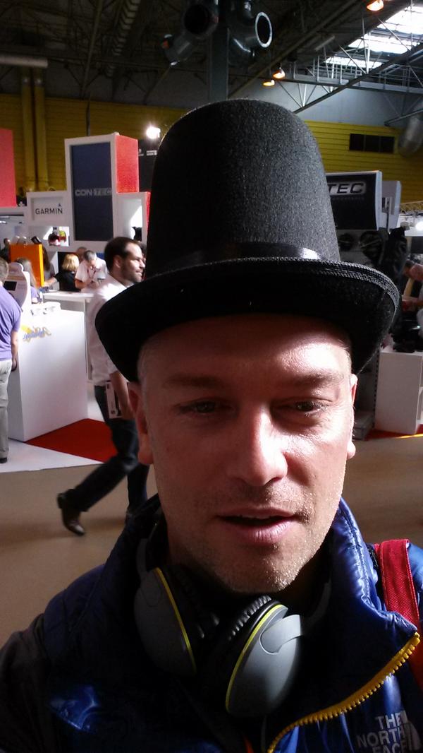leechippendale's tweet photo. @vulpinecc #hats http://t.co/aJHHU5qJPJ