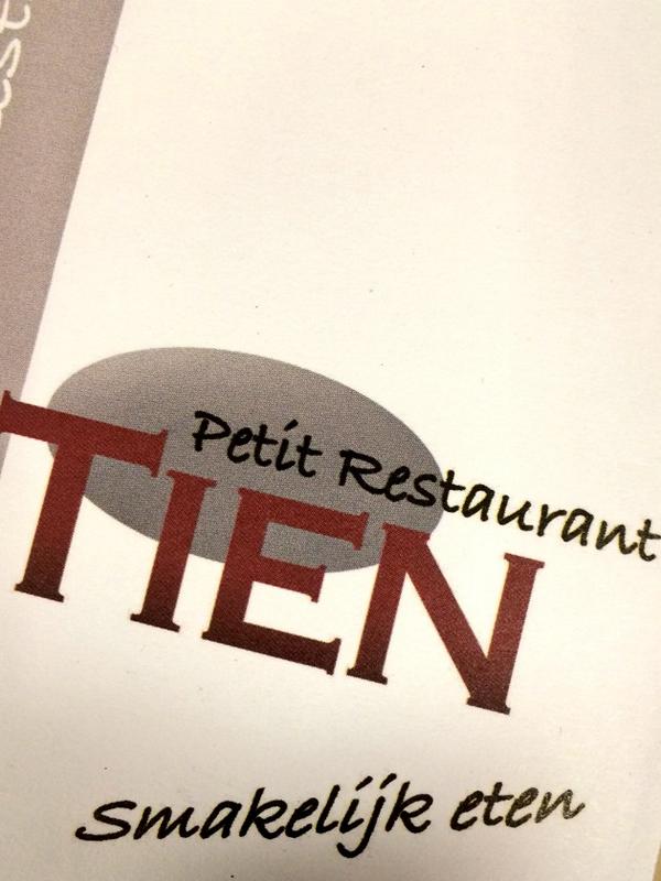 Msteffenswater's tweet photo. De afsluiting v #CollegeOnTour wordt opgesierd m een lunch m gerechten v de chef van Tien, restaurant #HoofddorpNoord http://t.co/96F1PjDey4