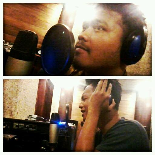 Take vocal tahap terakhir #ElegiPagi sore ini. Gambar dari <a href="/maskriwul/">Fahmi R. Ibrahim</a>