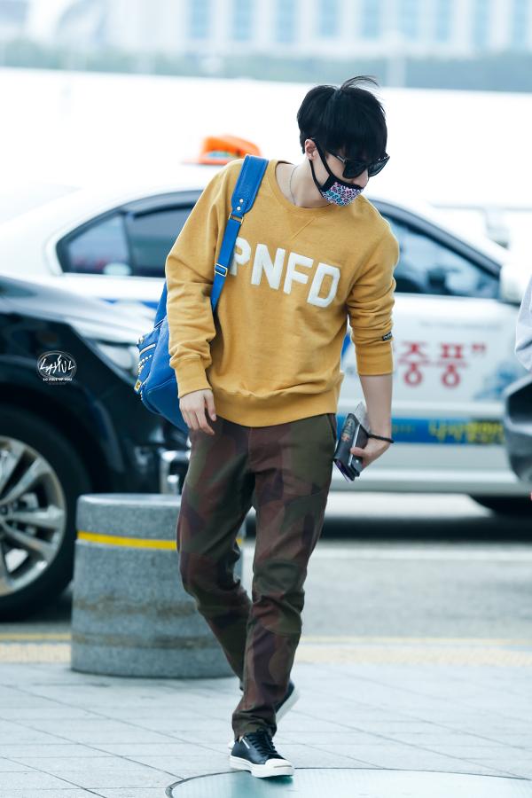 Layful1007's tweet image. 140926 씽이 머리에 솟아 오른 건 레이파이인가요...? (대구리를 박는다) cfile24.uf.tistory.com/original/214BF…