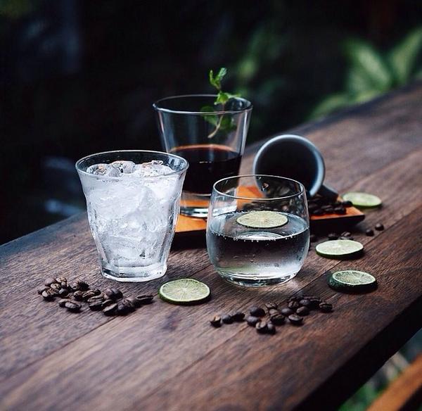 FestAboutCoffee's tweet photo. Hot? Stop by #AFACx115 at #BrightspotPopUpMall and get a #rojali! Cold brew + soda + lime is the perfect pick me up! http://t.co/RerWPEQnI2