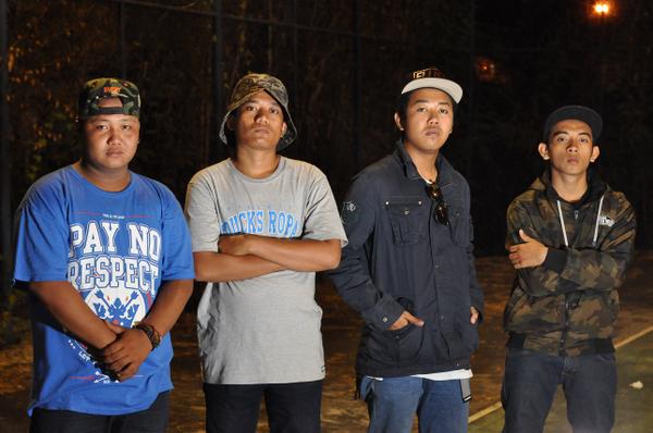 THROWBACK BALI tweet media