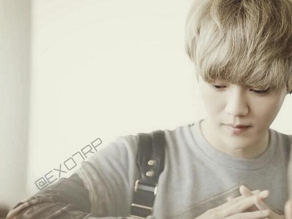 EXO7RP's tweet photo. .

HEART ATTACK ___ ✍

真っ白に光る君を抱いて
このまま全てが止まったら

/ https://t.co/4XGlP5rBrg