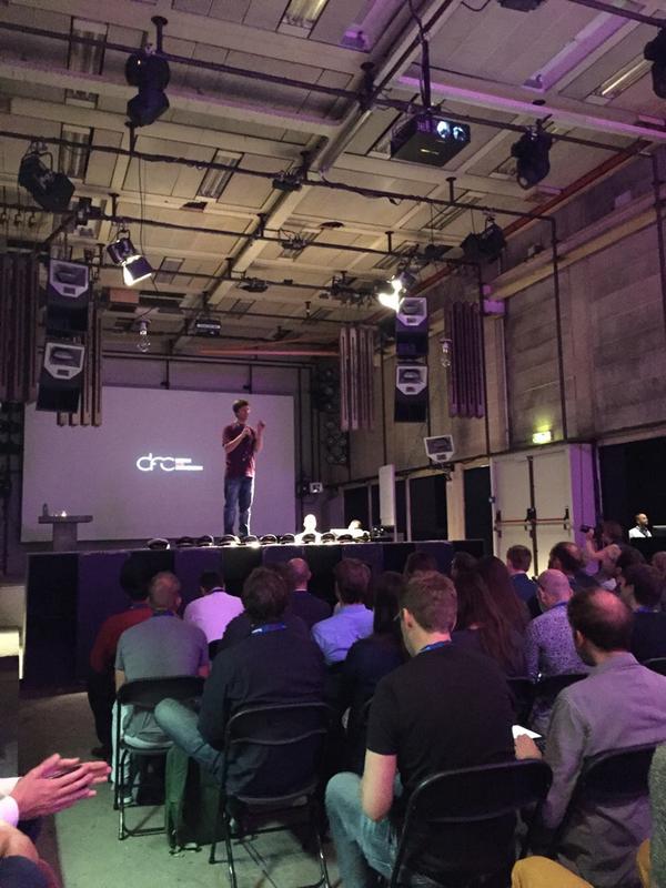 judithjus's tweet image. Opening van #lastdfc door @happybandits @TrouwAmsterdam