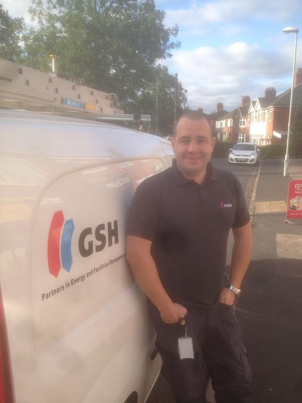CClarkeISS's tweet photo. Just arrived at our first job of the day with Steve Philips. http://t.co/94Bb8NQsF5