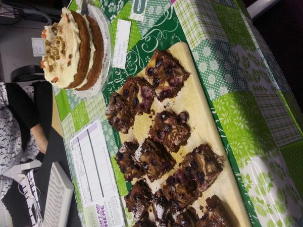 HannahFyvie's tweet photo. #MacmillianCoffeeMorning #coffeemorning #edinburgh #coffee #cake @REAMLETTING #property #letting #cancer #support http://t.co/YLKc17u2Qq