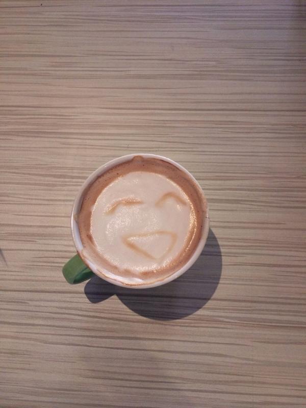 cusn1801's tweet photo. 今天微笑了嗎？ http://t.co/BnFIJv90SJ