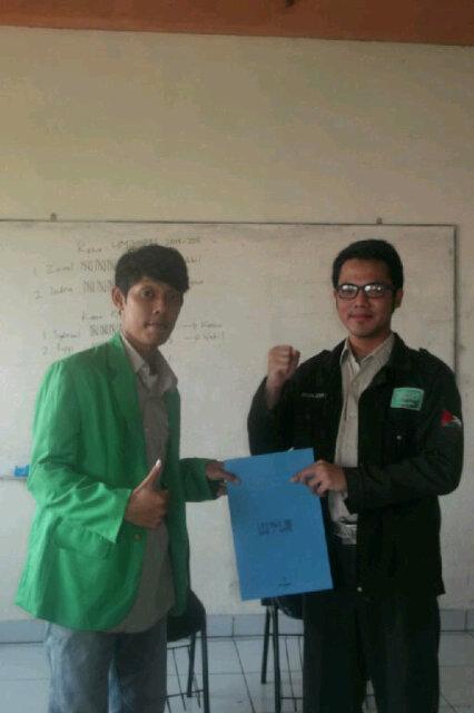 Syahrizal yusuf alimatullah sebagai ketua #kseiKESyA tahun 2014-2015. Cc: @FoSSEI_Jbdtbk <a href="/fossei_nasional/">FoSSEI NASIONAL</a>