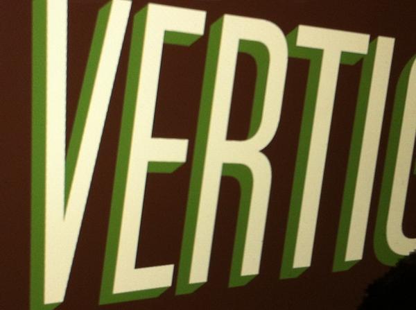 VERTIGObe's tweet photo. #Vertigo5 is naar de drukker! Rara, wat staat er op de cover en wat staat er in het blad? #ZoVeelKeuze #OktoberGekte http://t.co/uilwRSiu1q