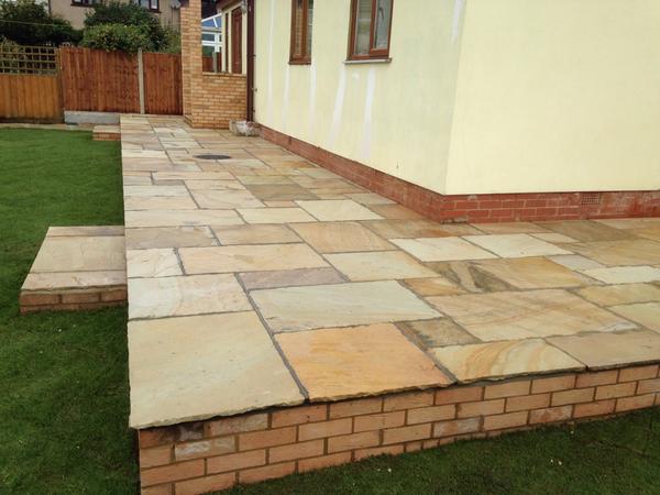 SmartpointLtd's tweet photo. Patio after http://t.co/67v2WhoEqr