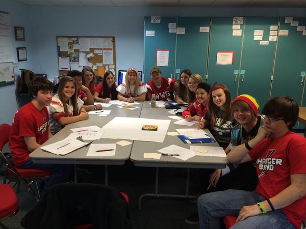 Prairie Smoke's got charger pride! #homecomingweek 🎉