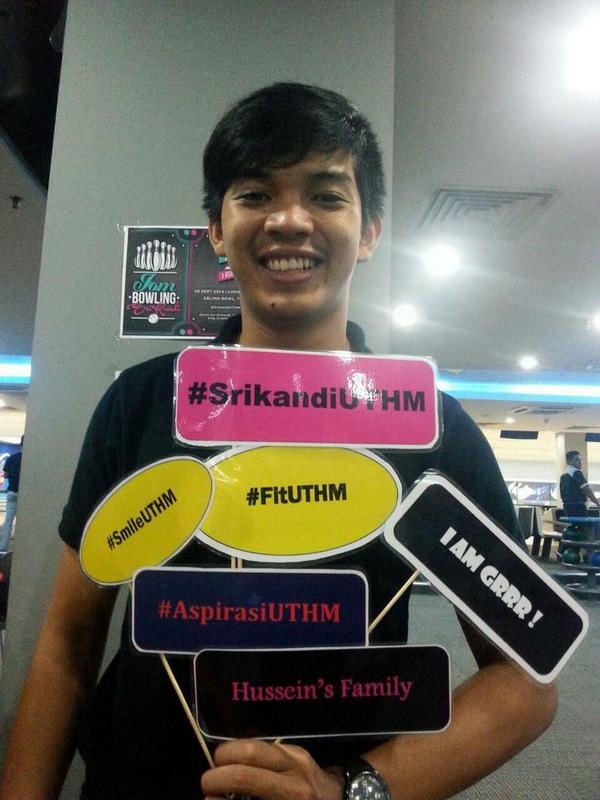 Ikhwanulshafiq's tweet photo. Photo of the day. Done bowling with @Srikandi_UTHM jyeahh. With @tieraidros @arifah_aqira haha. #FitUTHM #FitMalaysia http://t.co/E7wE1H1owB