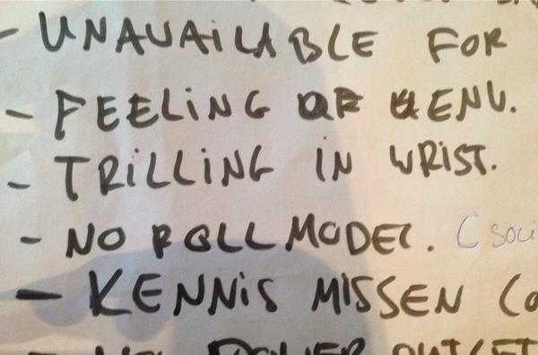 JonnaMerks's tweet image. &quot;Trilling in wrist&quot; als reden waarom mensen niet elektrisch tandenpoetsen.. #datishetbetereengels #lastDfC