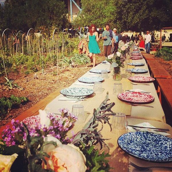 Cocoxochitl's tweet photo. We're having a #farmtotable dinner this weekend. Come eat with us: https://t.co/0muqRvdcJF http://t.co/GicbBMelzj