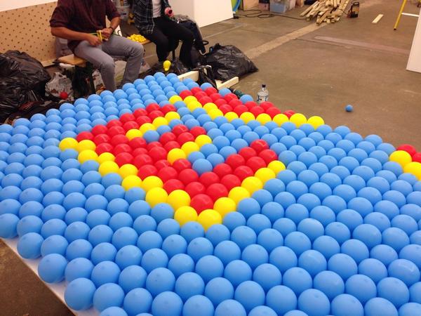 HOAVStudio's tweet image. Installation is coming along well for @protein block party tomorrow!