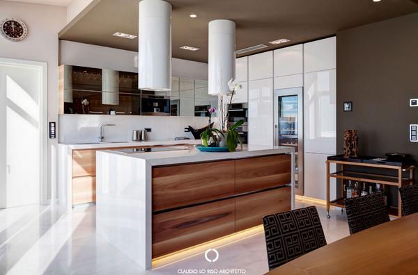 ClaudioLoRiso's tweet photo. Interno Residenza White House, Lugano.

#Architettura #Design #Svizzera #Ticino #Lugano http://t.co/0rF58pMkHj