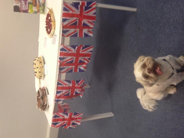 ACCORDManc's tweet photo. @ACCORDManc raised £77 in 20 minutes for @macmillancancer #MacmillanCoffeeMorning http://t.co/guXMzCQLHb