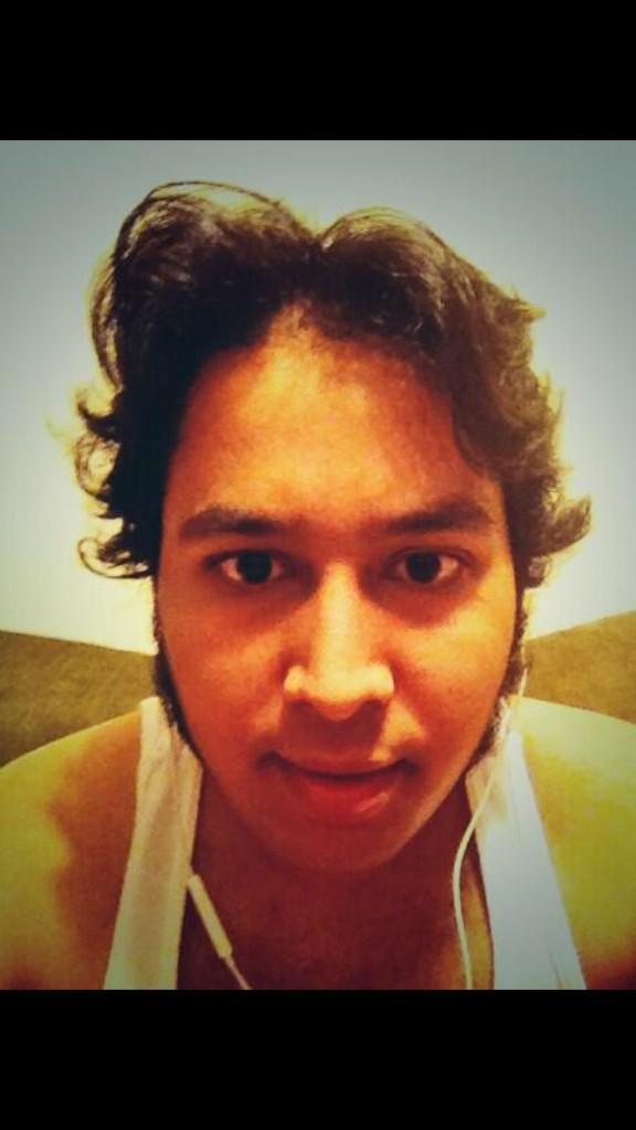 Spuntilla's tweet photo. #prayforhumza ❤️ http://t.co/6cifv6DKM8