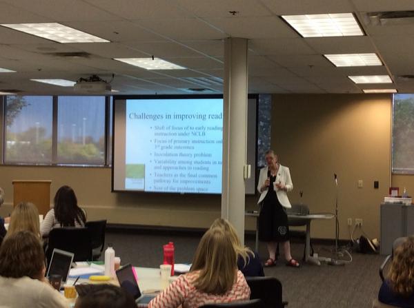MNreading's tweet photo. Catherine Snow of Harvard Grad School of Education presenting at MDE on "What Happens When Reading Breaks Down?" http://t.co/ASdmms4f4p