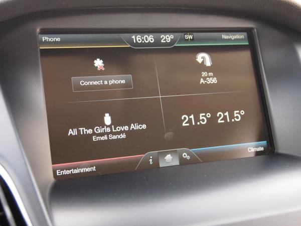 Tässä #Ford in uutta #SYNC2 -#tietoviihde -järjestelmää. Tulee pidemmän päälle tarjolle kaikkiin euro-Fordeihin