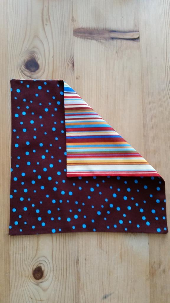bad_bowties's tweet photo. Pocket squares http://t.co/MviA8fLale