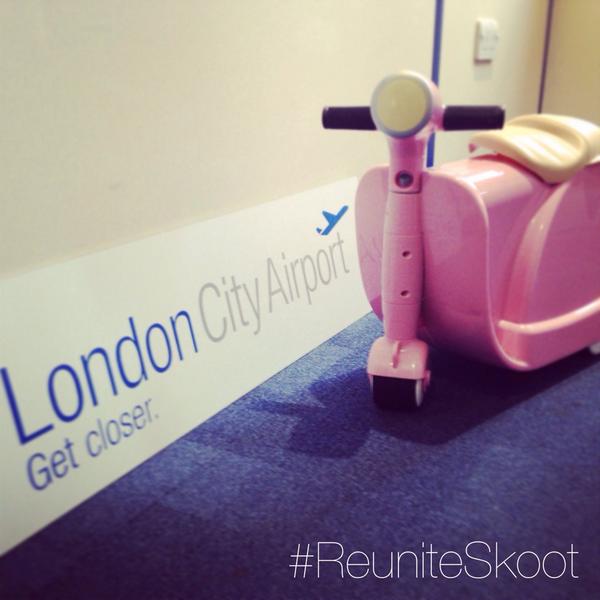 LondonCityAir's tweet photo. We're trying to reunite this pink case with its owner, can you help #ReuniteSkoot http://t.co/7et8st4BhB