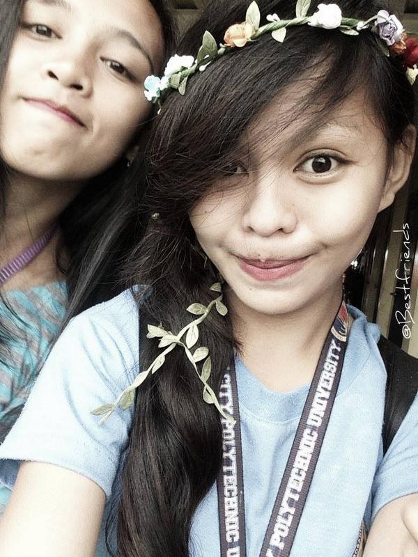 marquezronalyn's tweet photo. Ang tunay na magkaibigan nag re-realtakan. ♥  #AngKAIBIGAN ☺ #Bestfriend ko. https://t.co/PxsLFijiep http://t.co/0miG1mygEG