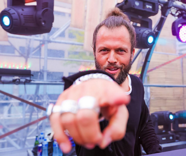 staverVIPZ's tweet image. Jij bent er toch ook bij? #staverVIPZ kijk voor meer informatie op onze facebook facebook.com/profile.php?id…