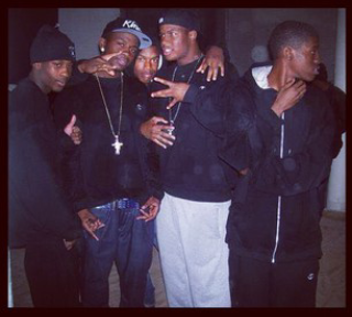 ___Soicy's tweet photo. 🔓🔑 H💔K &amp; 👹K 🙏Jay👼
#DayUnoNiggas http://t.co/eUm7Na1F6s