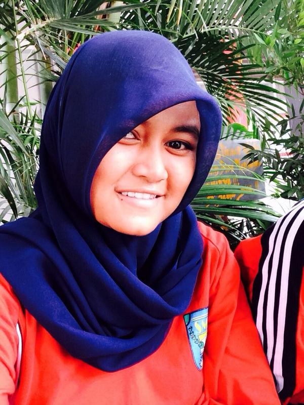 Spensa_9G's tweet photo. Happy birthdag buat @sittizahwaaulia semoga semakin baik,semakin rajin,dan jadi wanita soleha,makinn+++ http://t.co/ckLsX6SsSP