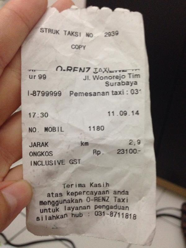 Vicca_Lie's tweet photo. Trimakasih pak supir yg sangat ramah @orenztaxi #JepretStrukOrenz http://t.co/cWiZ8OWUcR