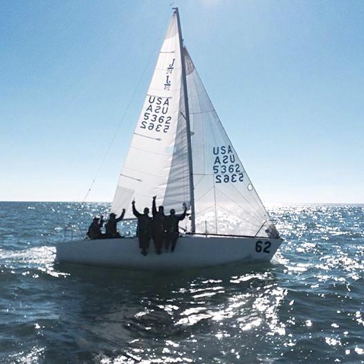 NorthSails's tweet photo. Awesome win Team #Cougar: 2014 @J24Class WORLD Champions!! #WillWelles #NickTurney #RichBowen #LukeLawrence #DanRabin http://t.co/pF0Ea3hZUv