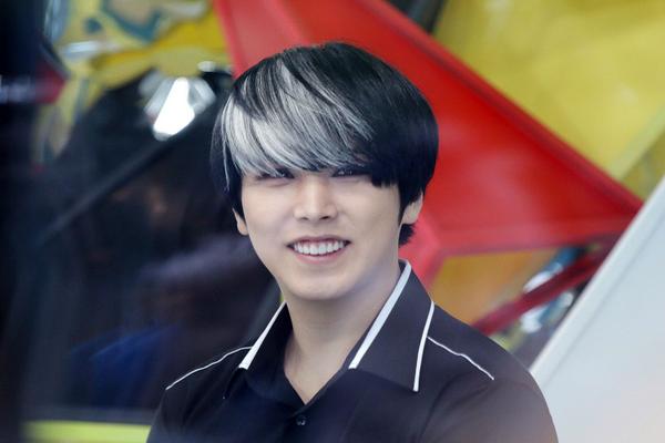 SungminLuvz's tweet photo. 140904 Mnet Open Studio #Sungmin [cr: iMinLove -- #10pic --  http://t.co/pcJ9f3OgmN] http://t.co/ucFuF2c6aa