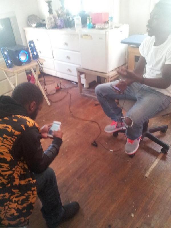 kylee424's tweet photo. My niggas going inn @DaRealProfit215 @Ab_33rd #THEYGOTBARS π₯π₯π₯π₯π₯π₯π₯ http://t.co/P1PhpTxuWD