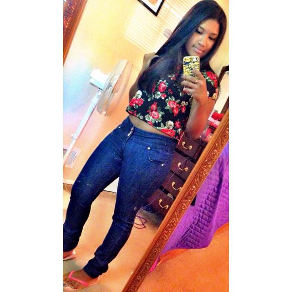 Eevellyn_R's tweet photo. No matter what life throws at you, get back up, stand tall, and hold ur chin up high 👌😊 http://t.co/vSN4tacCRR