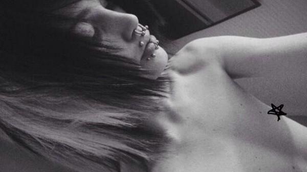 suck_my_aleX's tweet photo. I'm new!!! Rt please 💙💙💙😍😍😍😍💙💙💙😍😍😍 http://t.co/KVTmacZ97v