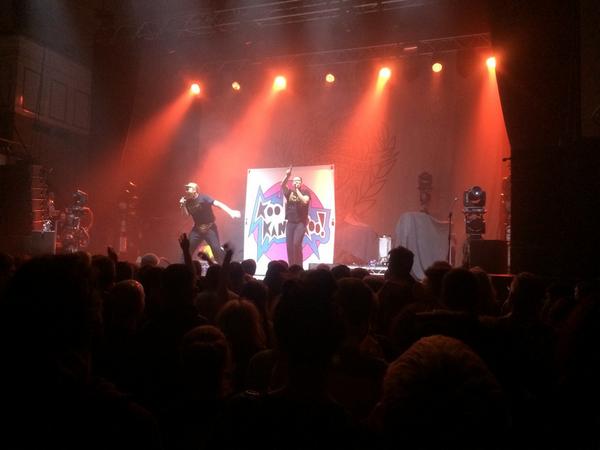 thisisWAM's tweet photo. Providing a totally unique experience for @PyramidParrHall is @KooKooKangaRoo #ThisIsWAM http://t.co/51lVvd2gGc