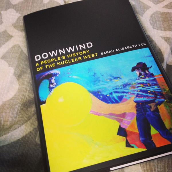 caffedelia's tweet photo. Read โ> RT @overedwaitress: #downwind preorders are arriving! #PeoplesHistory #nuclear #PeoplesCIimate #readdownwind http://t.co/67PbbV4Sj7