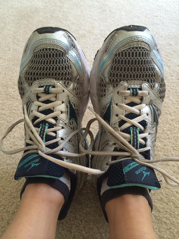 devnullrunner's tweet photo. Laced up and heading out for a long run. Happy #VG3RDay http://t.co/AoasuWnZed
