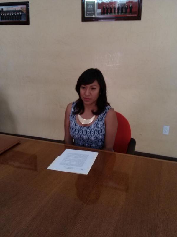ceunipuebla's tweet photo. Nubia López Niño.  nueva Licenciada en Derecho. . Universidad CEUNI.  felicidades http://t.co/l5Cmbu1DUN