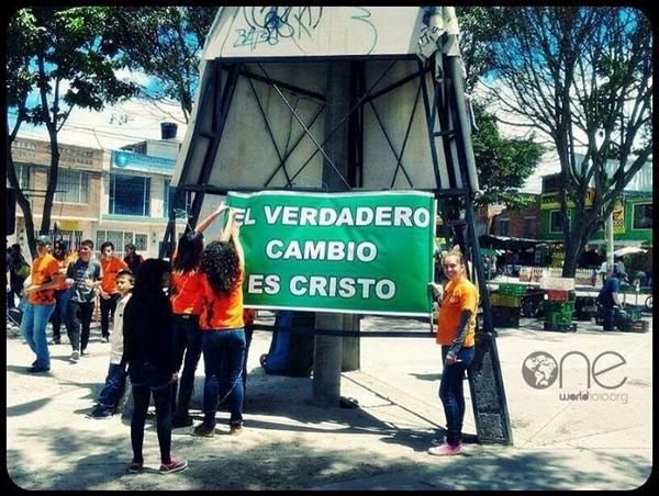 hacedoresdehis's tweet photo. #Soyoneworld http://t.co/ZGsTWCFKrx