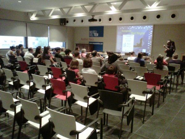 museudelter's tweet photo. Comencem la xerrada sobre els ratpenats més comuns de Catalunya i Osona #landlifeweek #connectnature #riberesdelter http://t.co/DX4BPioM8v