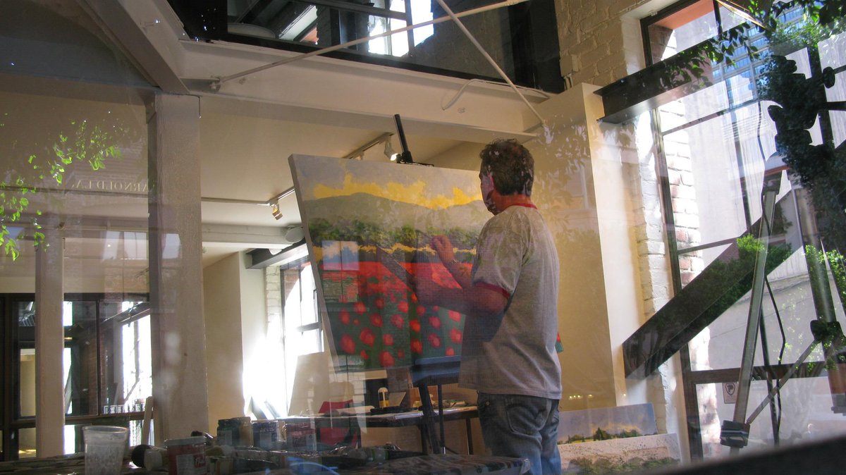 IICSFRANCISCO's tweet photo. Take a peek at #painter @DomenicoMontefo's latest creations.See him working live:https://t.co/ZFZuerH6Cj #ITcultureUS http://t.co/YjvfHQpXAX