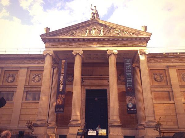ChrissyBray's tweet photo. Today's venue - Ashmolean museum. #stunning http://t.co/xNxu8UuK41