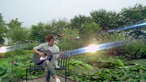 callme_sky_'s tweet photo. The beauty of Max Changmin #SheSoHigh #BeatBurger http://t.co/Fn0vKZkd46