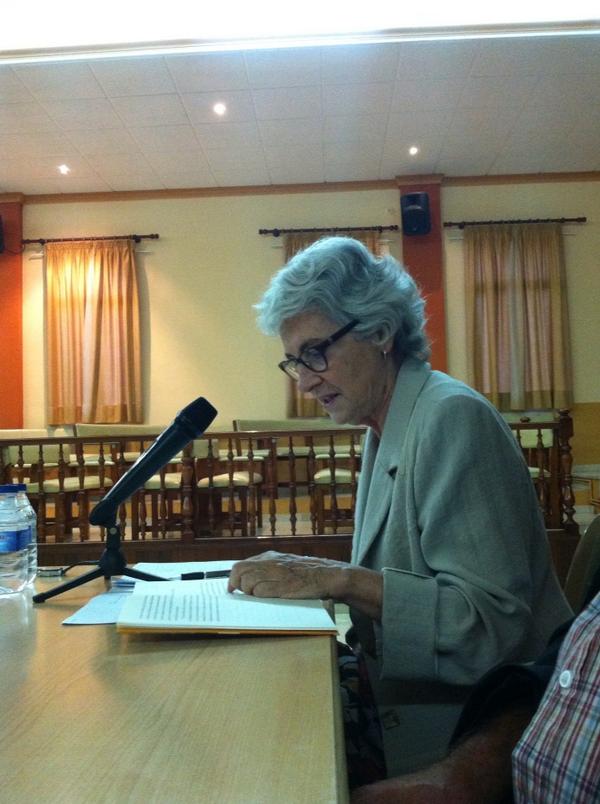 <a href="/murielcasals/">MVriel Casals</a> en la seva intervenció a <a href="/lafatarella/">lafatarella</a> en el III Seminari Josep Termes <a href="/UB_endirecte/">Susie Hampton</a>