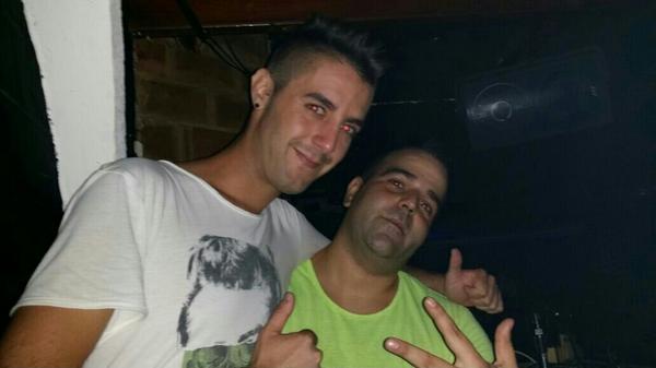 Toma hermano una de las fiestas de plieg0 <a href="/Cristobalmula/">Cristobal Navarro </a>