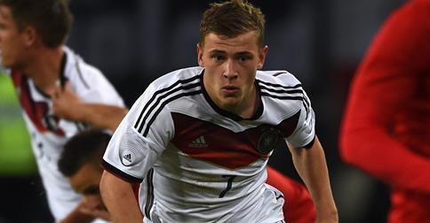 BFMTV's tweet photo. Les 10 joueurs que vous ne devez pas louper à #FIFA2015 http://t.co/tcqSNHFqBc http://t.co/hSNvkIPx72