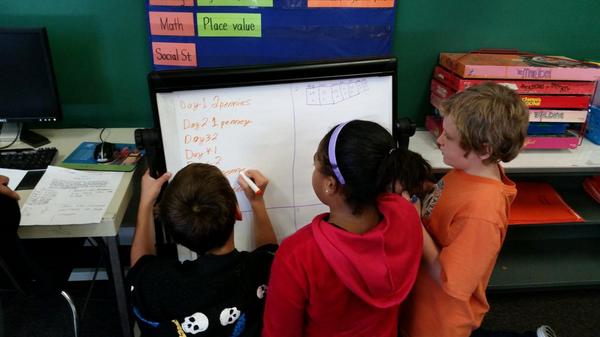 pmmullin's tweet photo. Practicing our math skills using the poster method! Hearing a lot of good discussions. http://t.co/85VekNd4rw