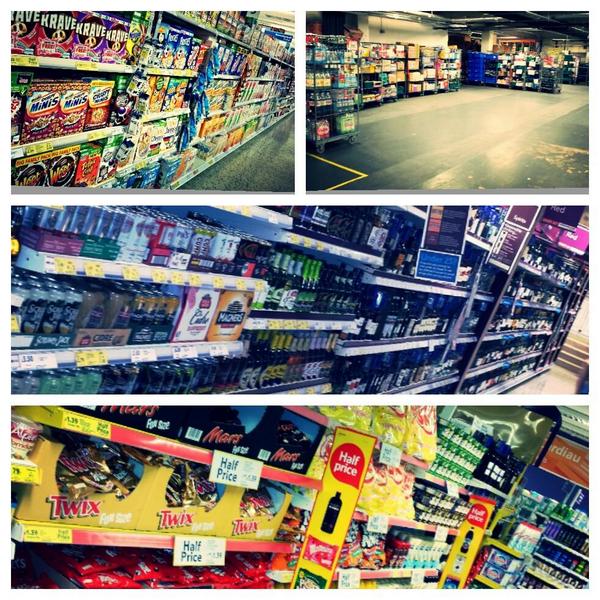 danstradling88's tweet photo. Abergavenny looking sharp ready for sat morning trade. @kniki31 @danbeatlejones @AberMetro http://t.co/XKpwn3bYG8